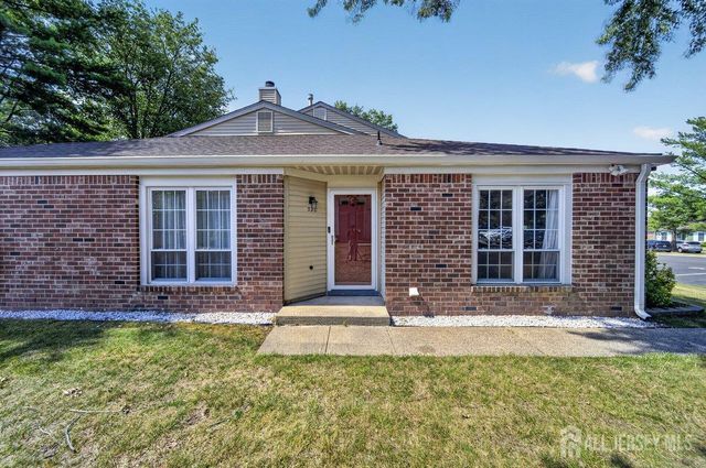 320 Knight Court, Old Bridge, NJ 08857