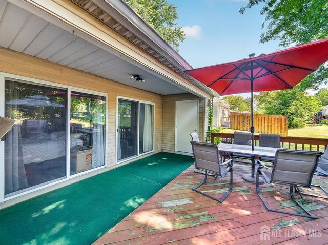 320 Knight Court, Old Bridge, NJ 08857