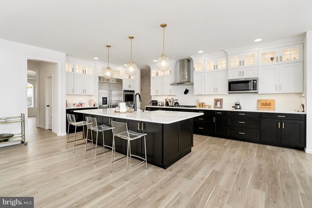 113 BECK RD, York, PA 17403