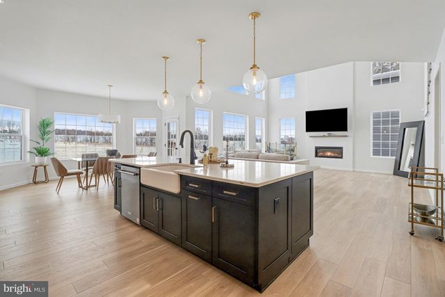 113 BECK RD, York, PA 17403