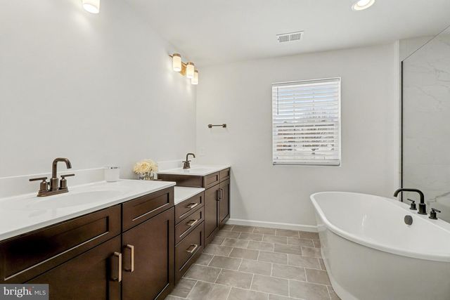 113 BECK RD, York, PA 17403