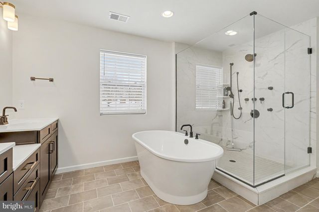 113 BECK RD, York, PA 17403