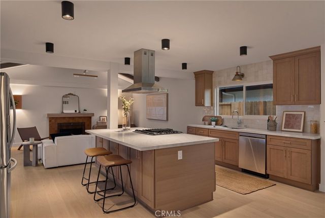 2101 N Hathaway, Santa Ana, CA 92705