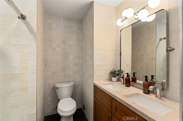 2101 N Hathaway, Santa Ana, CA 92705