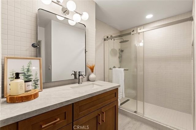 2101 N Hathaway, Santa Ana, CA 92705