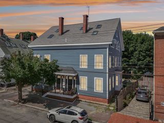 42 Federal St B, Newburyport, MA 01950