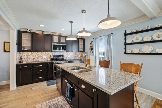 1500 Heritage Dr, Columbia, TN 38401