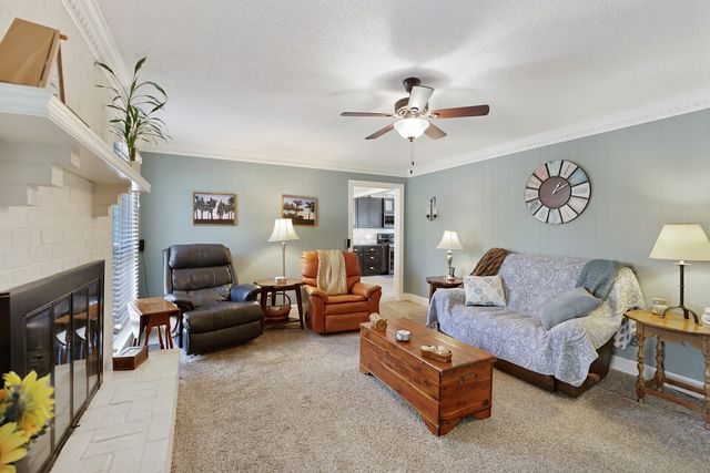 1500 Heritage Dr, Columbia, TN 38401