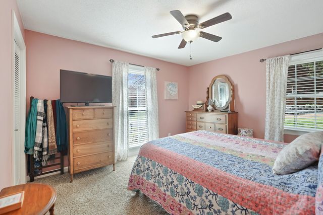 1500 Heritage Dr, Columbia, TN 38401