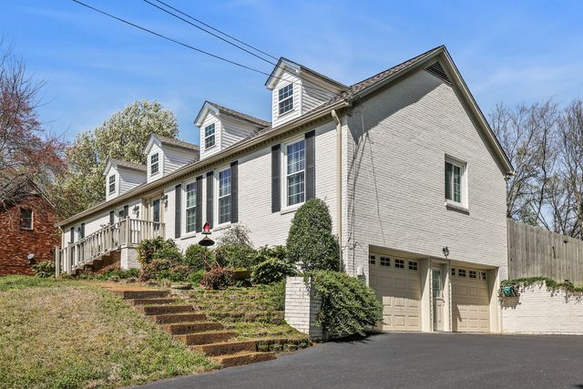 1500 Heritage Dr, Columbia, TN 38401