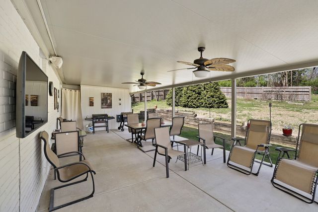 1500 Heritage Dr, Columbia, TN 38401