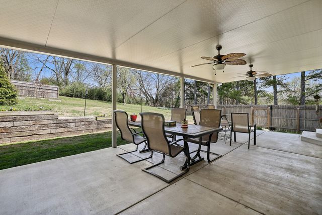 1500 Heritage Dr, Columbia, TN 38401