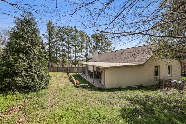 1500 Heritage Dr, Columbia, TN 38401