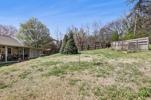 1500 Heritage Dr, Columbia, TN 38401