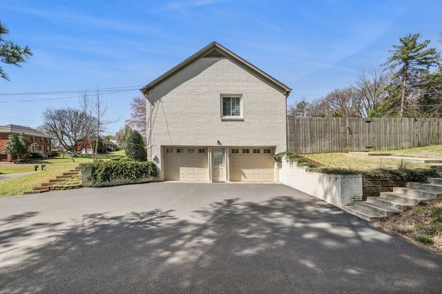 1500 Heritage Dr, Columbia, TN 38401