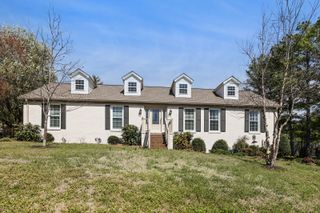 1500 Heritage Dr, Columbia, TN 38401