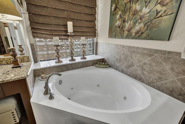 271 Hamburg Avenue, New Braunfels, TX 78132