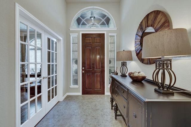 271 Hamburg Avenue, New Braunfels, TX 78132