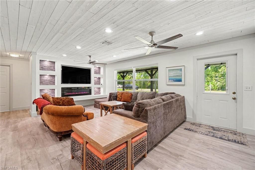 3728 Gasparilla ST, ST. JAMES CITY, FL 33956 — photo 5