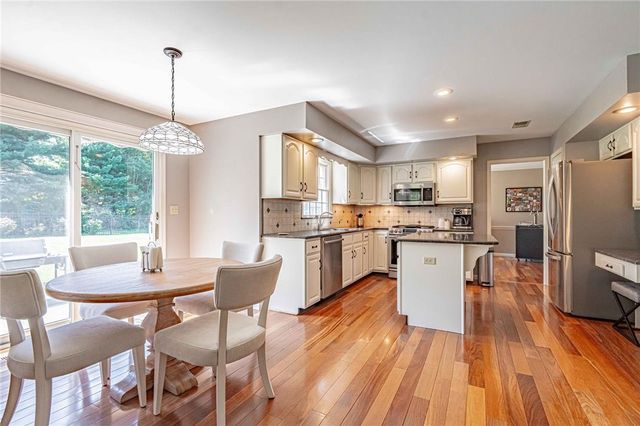 7303 Peppermint Court, Macungie Boro, PA 18062