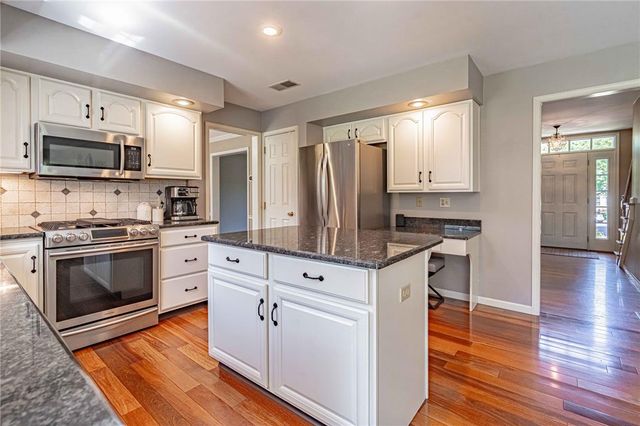 7303 Peppermint Court, Macungie Boro, PA 18062