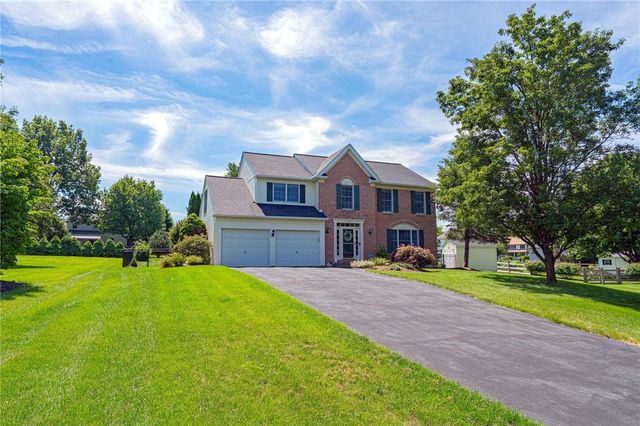 7303 Peppermint Court, Macungie Boro, PA 18062
