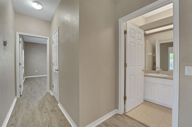 901 EAGLE POND DRIVE 901, Winter Haven, FL 33884