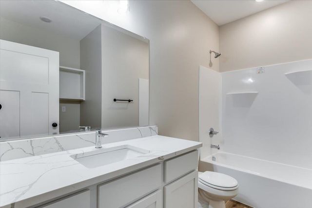 17018 W Lawson St, Wichita, KS 67052