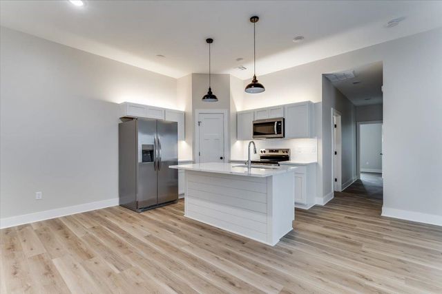 17018 W Lawson St, Wichita, KS 67052