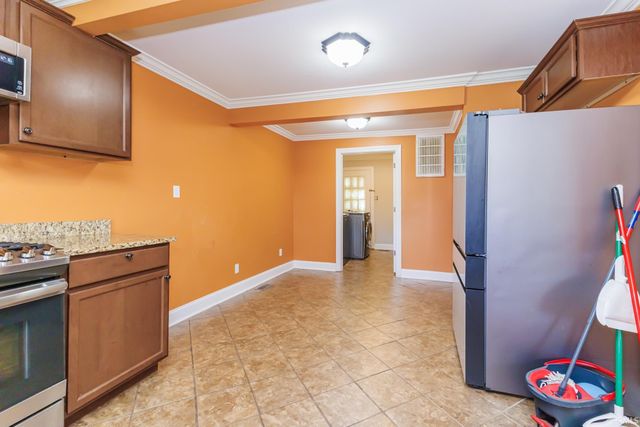 115 E Streeter Avenue, Muncie, IN 47303