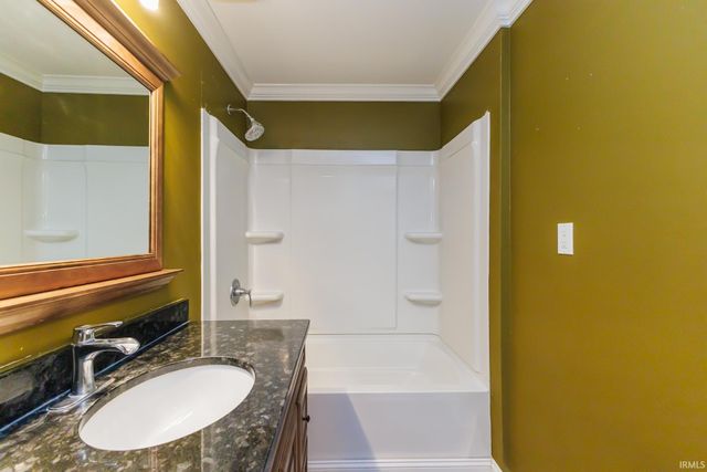 115 E Streeter Avenue, Muncie, IN 47303