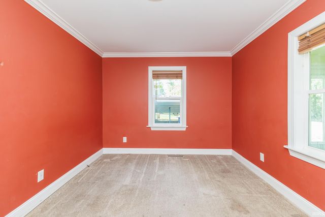 115 E Streeter Avenue, Muncie, IN 47303