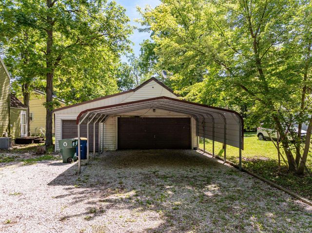 115 E Streeter Avenue, Muncie, IN 47303