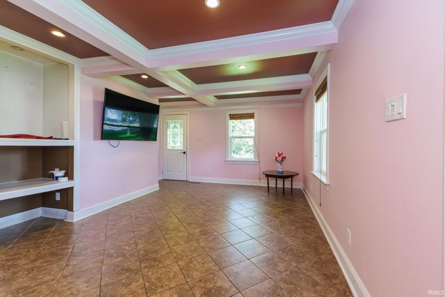 115 E Streeter Avenue, Muncie, IN 47303
