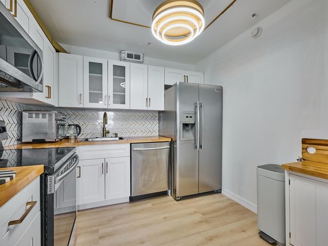 301 N Ocean Boulevard 306, Pompano Beach, FL 33062