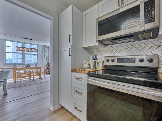 301 N Ocean Boulevard 306, Pompano Beach, FL 33062