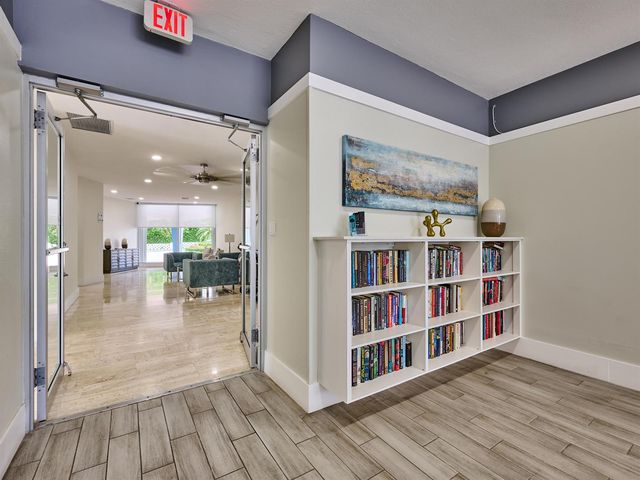 301 N Ocean Boulevard 306, Pompano Beach, FL 33062