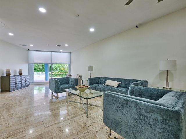 301 N Ocean Boulevard 306, Pompano Beach, FL 33062