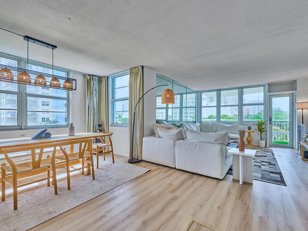 301 N Ocean Boulevard 306, Pompano Beach, FL 33062