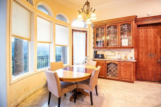 2057 Via Rancho Parkway, Escondido, CA 92029