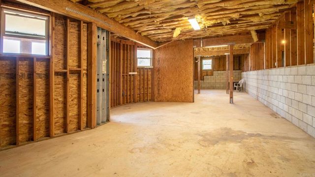 2057 Via Rancho Parkway, Escondido, CA 92029