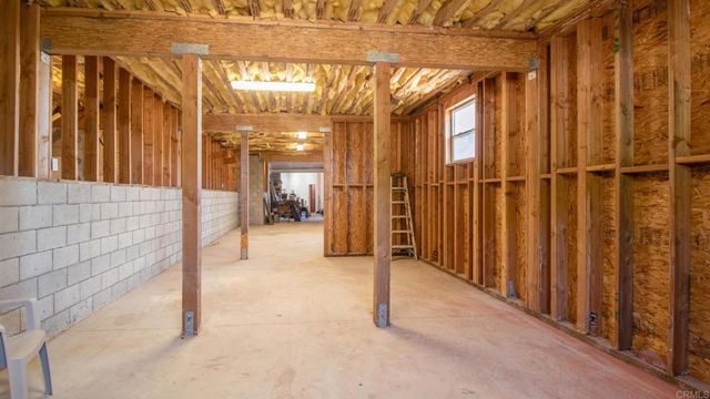 2057 Via Rancho Parkway, Escondido, CA 92029