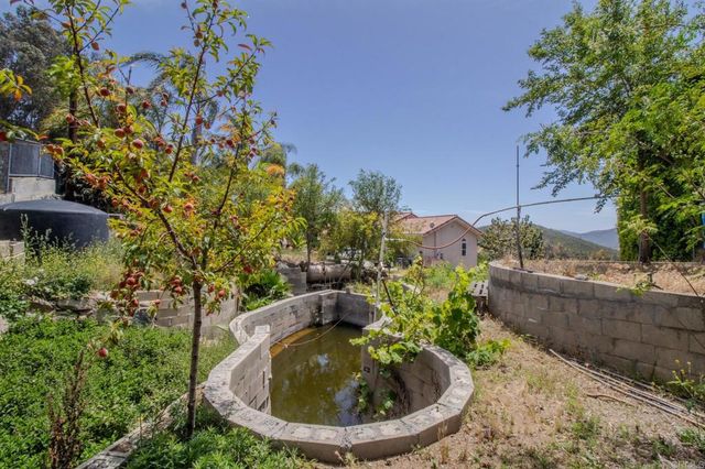 2057 Via Rancho Parkway, Escondido, CA 92029