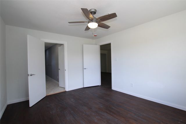 106 Austin Street, Alvarado, TX 76009