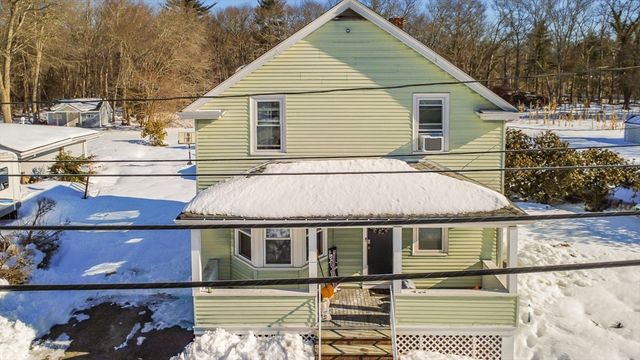 803 Tarkiln Hill Rd, New Bedford, MA 02745