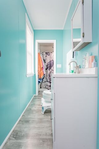 803 Tarkiln Hill Rd, New Bedford, MA 02745