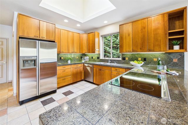 154 Skiff Lane, Port Ludlow, WA 98365