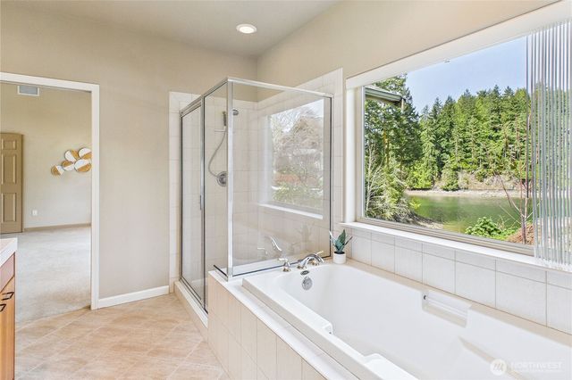 154 Skiff Lane, Port Ludlow, WA 98365