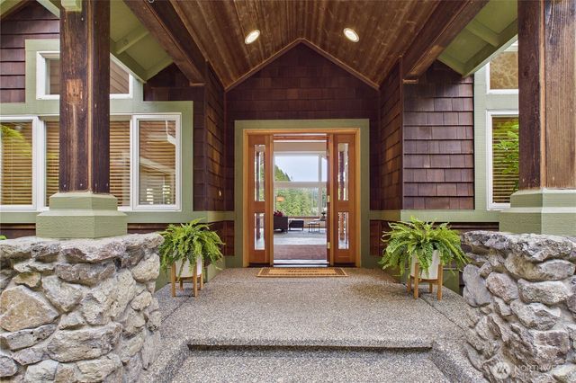 154 Skiff Lane, Port Ludlow, WA 98365