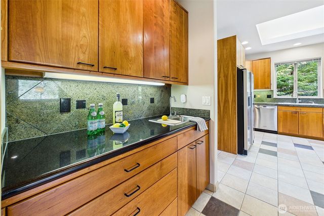 154 Skiff Lane, Port Ludlow, WA 98365